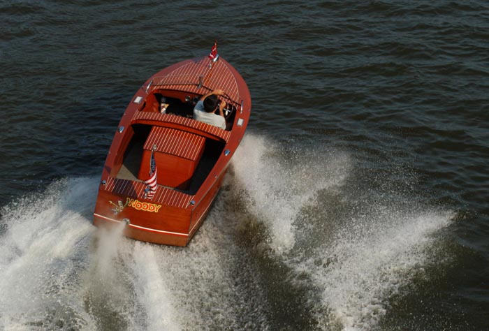 chris craft runabout dynamite