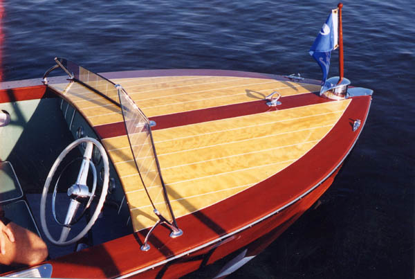 Century Resorter (1953) (16′) – Pentwater Wooden Boat Show